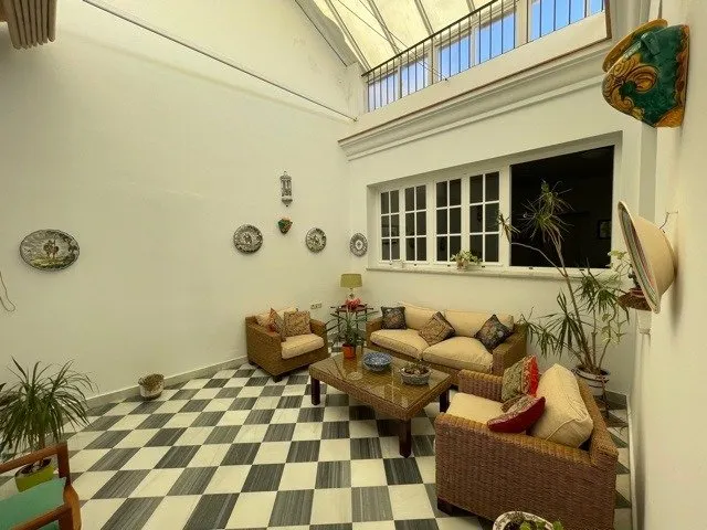 CASA EN EL CENTRO DE SANLUCAR — 19