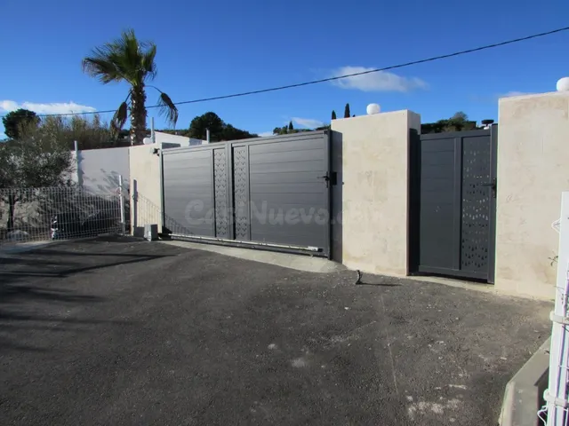 Excepcional, finca con dos viviendas autosuficientes - foto 5