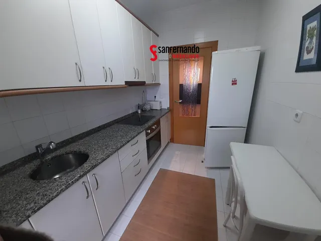 Se alquila piso de TEMPORADA de 2 habitaciones junto al Hosp - foto 4