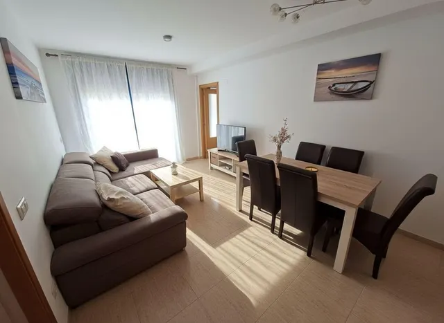 Apartamento todo exterior con parking y trastero. — 12