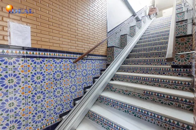 Edificio en venta completo junto a Gran Vía- Bajo Albaicín — 2