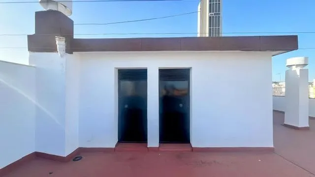 Magnífico piso en Huerta la Reina. CUATRO DORMITORIOS. DOS BAÑOS. Hace Esquina! — 21