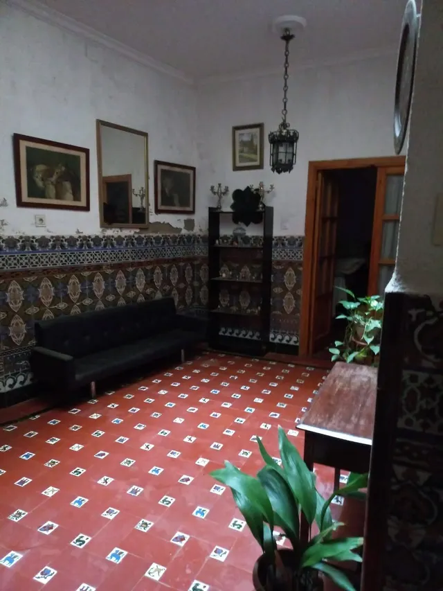 CASA EN EL CENTRO HISTORICO DE SEVILLA — 13