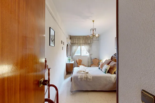 ¡Amplia  vivienda y todo exterior y en esquina en el Paseo Alfonso XIII! - Cartagena — 33