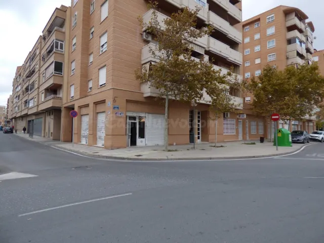 Local comercial 75m² en alquiler - Avenida de ronda