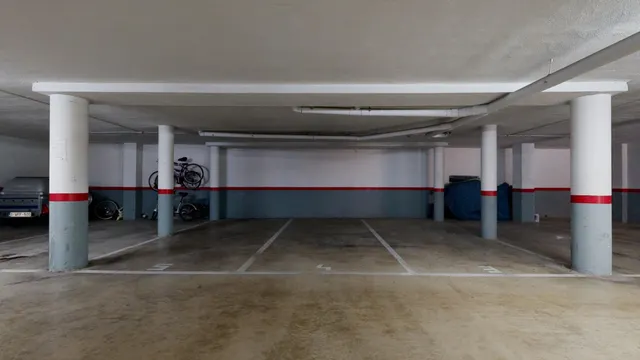 ESTUPENDO PISO CON INQUILINOS EN MONCOFA - SOLO INVERSORES — 35