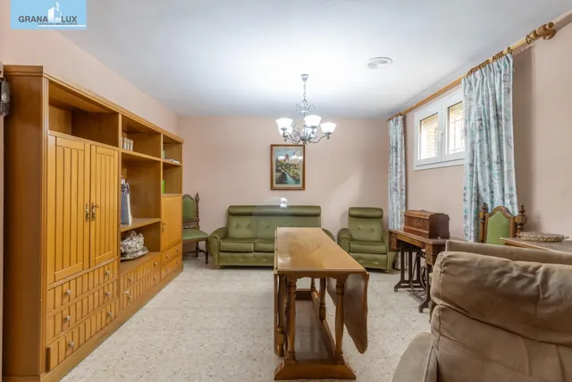 Complejo industrial con vivienda en Alhendín con 2500 metros cuadrados — 30