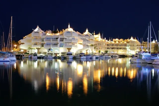 *** VIVIR DE LUJO JUNTO AL MAR. TU PUERTA AL PARAÍSO COSTERO DE PUERTO MARINA !!!. — 21