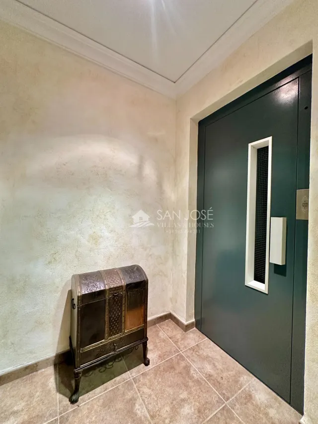 SE VENDE CASA EN MUY BUEN ESTADO EN EL CENTRO DE ASPE — 19