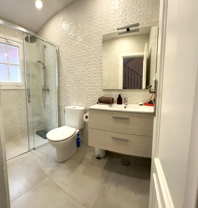 Chalet con piscina — 18