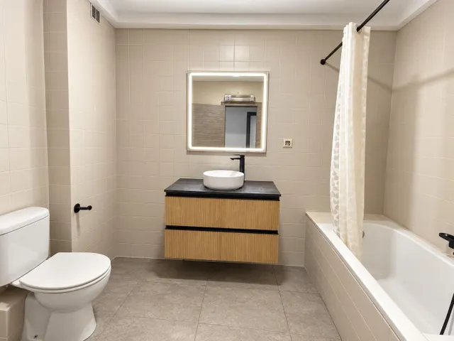 Amplio piso de 4 habitaciones junto al metro de Mislata — 9
