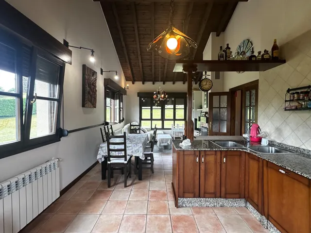 VIVIENDA INDEPENDIENTE EN ALQUILER — 22