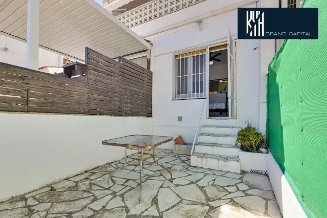 APARTAMENTO EN LA ESCALA — 26