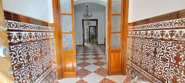 Amplia vivienda con terrazas y azotea privada en Brenes, a solo 20 minutos de Sevilla!! — 5