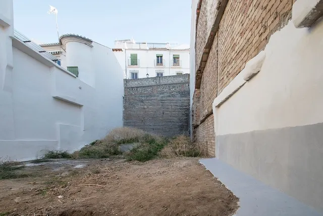 SOLAR URBANO PLURIFAMILIAR — 6