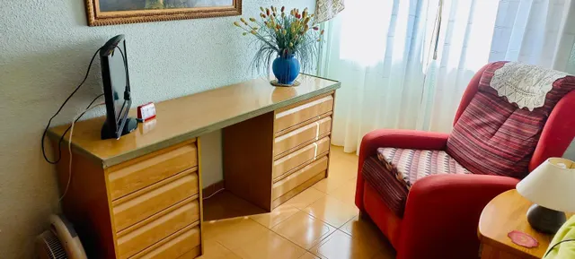 Bungalow con amplia terraza a pocos pasos de la playa y orientación Sur. — 33