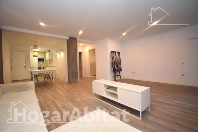 ¡oportunidad! bajo bonito, luminoso y reformado con patio, todo amueblado — 18