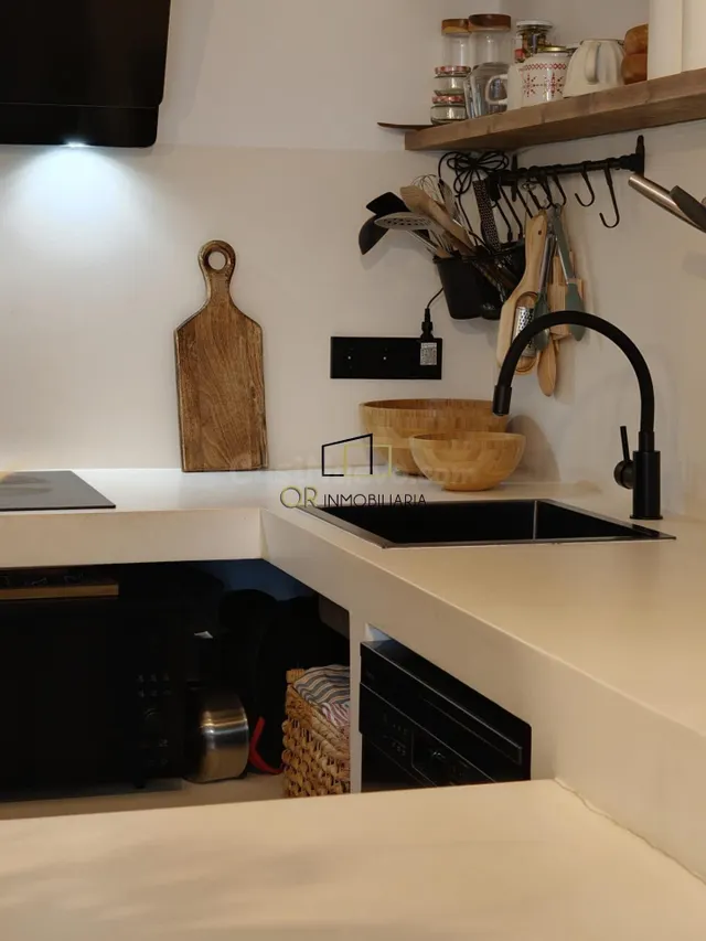 Piso en venta de dos habitaciones reformado en 2023 en el ce - foto 3