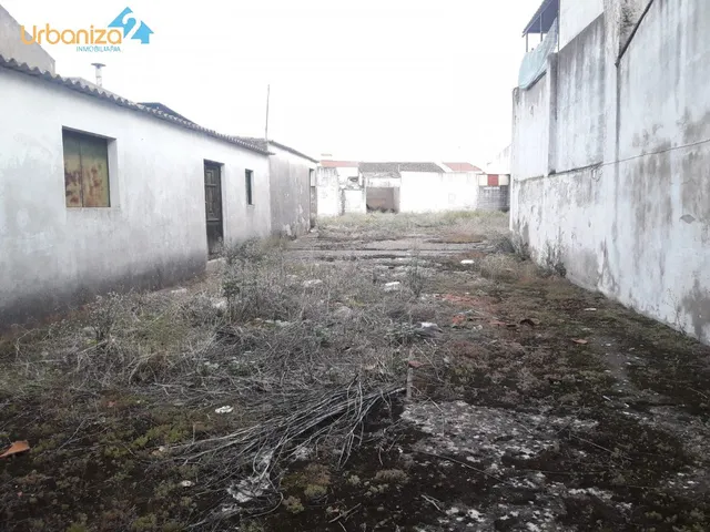 SOLAR URBANO EN OLIVENZA. situación INMEJORABLE!! — 4
