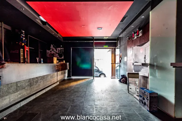 VENTA LOCAL COMERCIAL EN ZONA CENTRO DE LARACHA — 15