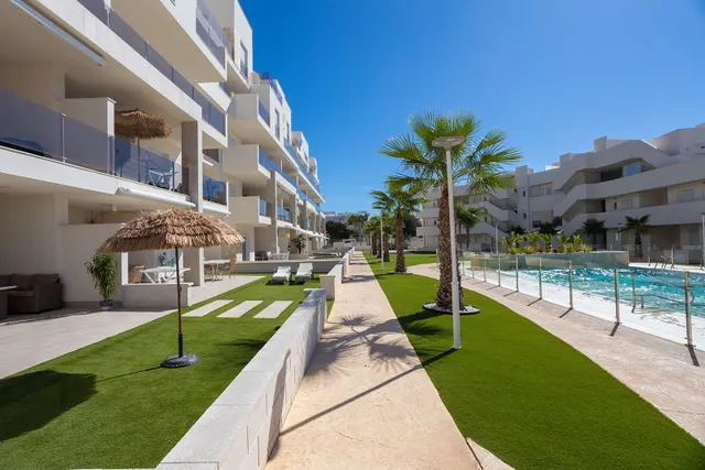 Planta baja 2 habitaciones 88m² en venta - EL RASO — 17