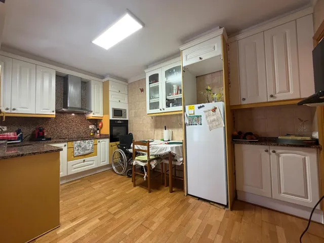 Casa de 5 habitaciones con garaje para 2 coches, terraza y aire acondicionado – lista para entrar a vivir — 31