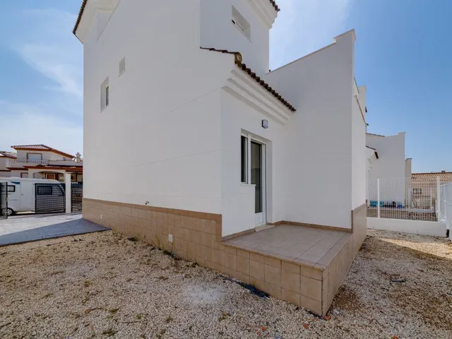 Villa 3 habitaciones 109m² en venta - La marina — 38