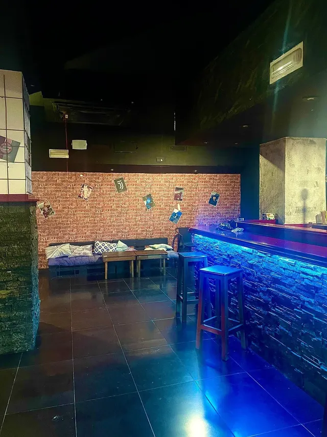 LOCAL COMERCIAL EN ALMERIMAR - foto 4