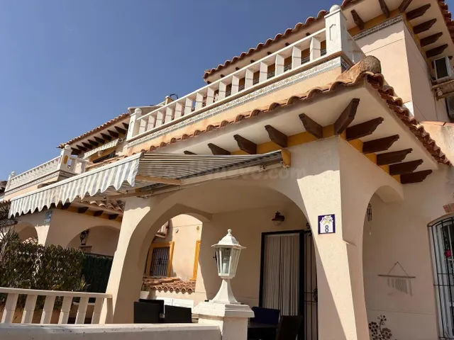 Villa 2 habitaciones 80m² en venta - Lomas de Cabo Roig — 43