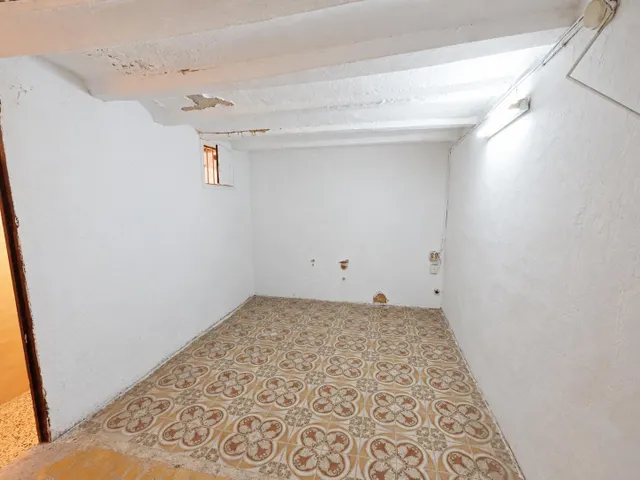 Se vende piso en Barcelona, zona el raval — 12