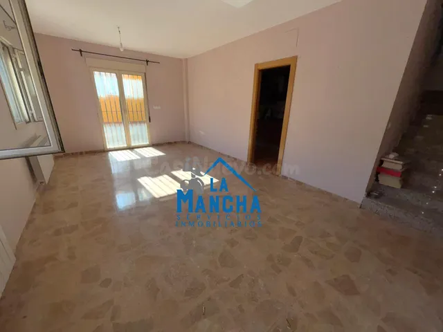*156.000€* INMOBILIARIA LA MANCHA VENDE ADOSADO EN EL SALOBR - foto 2