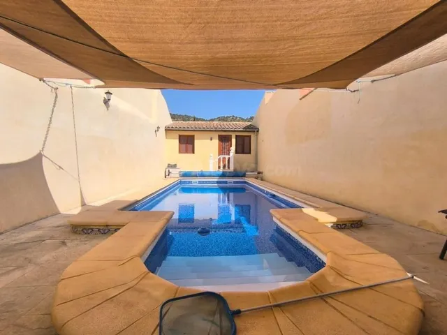 Villa 4 habitaciones 250m² en venta - Comunidad valenciana