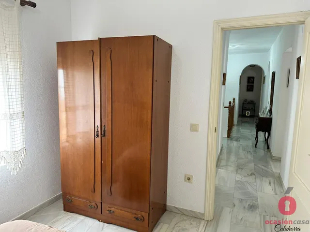 GRAN CASA JUNTO AL AYUNTAMIENTO DE ALMODÓVAR DEL RÍO - VISTAS AL CASTILLO — 39