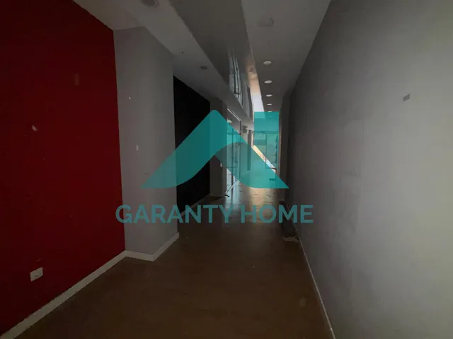 Se alquila local comercial junto al paseo de cánovas, Cáceres ✨ — 13