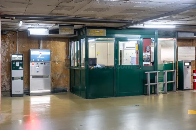 Parking de moto 2m² en alquiler - Les Corts - foto 3