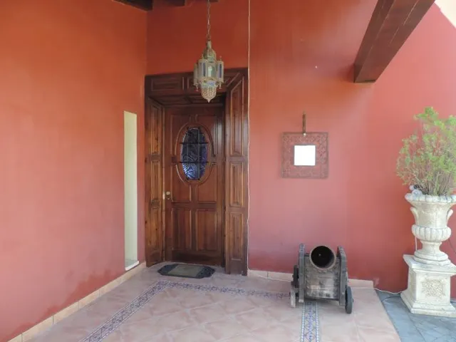 chalet en zona del colegio elians — 31
