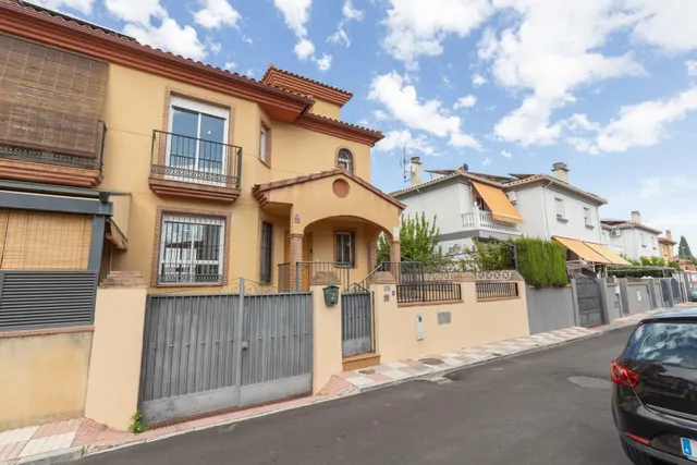 Alquiler de casa pareada en la mejor zona de Gojar — 42