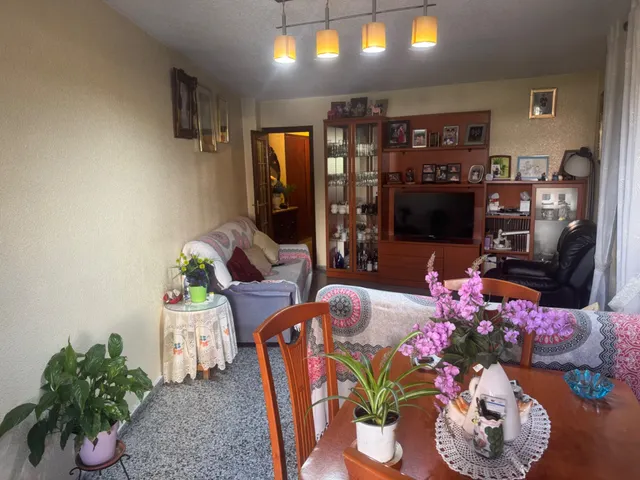 PISO EN JAIME 1 CON 3 DORMITORIOS — 6