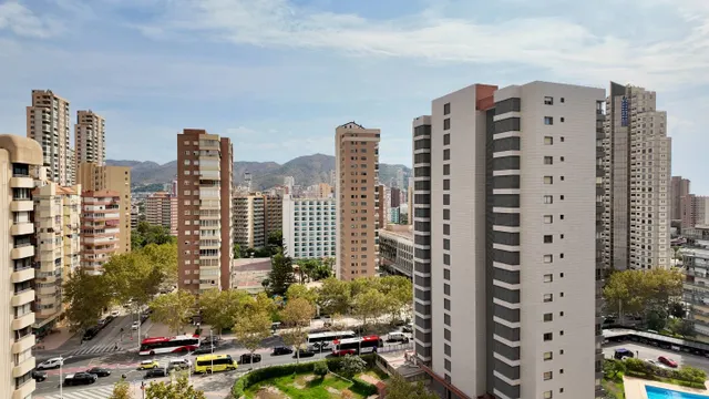 PISO EN VENTA ZONA LEVANTE ( Cerca del centro) — 26