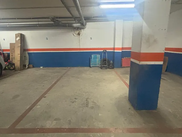 Piso con garaje, 3 dormitorios y suite con vestidor — 17