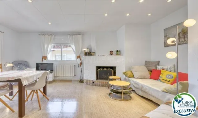 Apartamento en Roses - foto 2