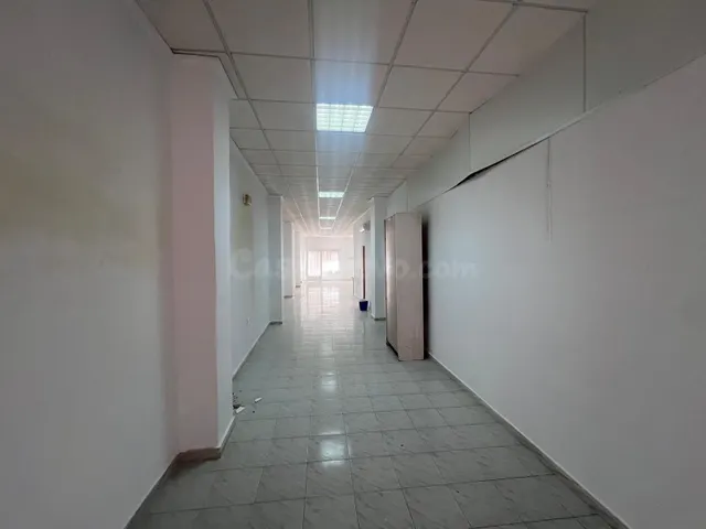 Local comercial 147m² en venta - torrevieja — 3