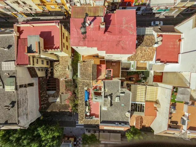 Edificio con historia a un minuto del mar | los boliches, Fuengirola — 26