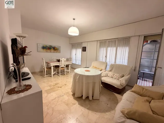 Amplio y Moderno Piso en el Corazón de Granada por €900 — 20
