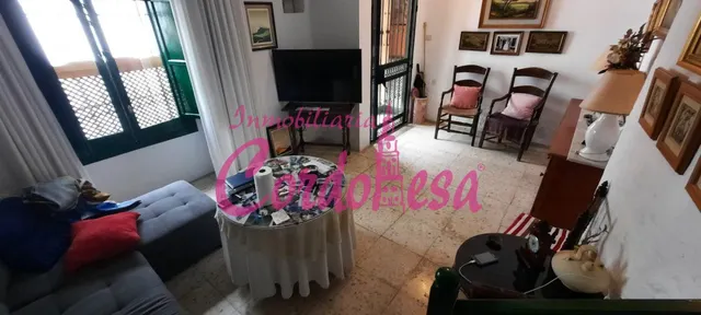 CASA CERCA DE LA MEZQUITA — 2