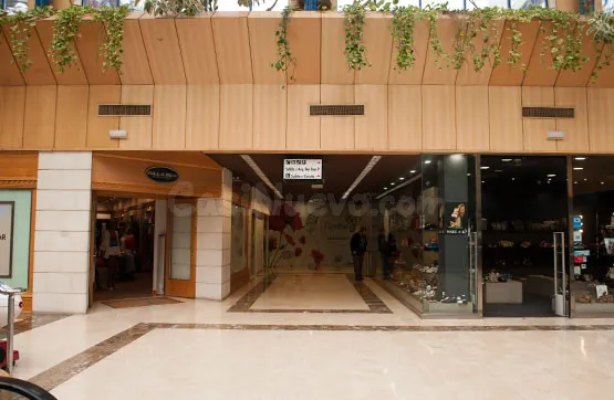 Local comercial 113m² en venta - Centro Urbano - foto 3