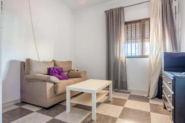 Espaciosa vivienda pareada con jardín, piscina, garaje y gran terraza en Mairena del Aljarafe — 40