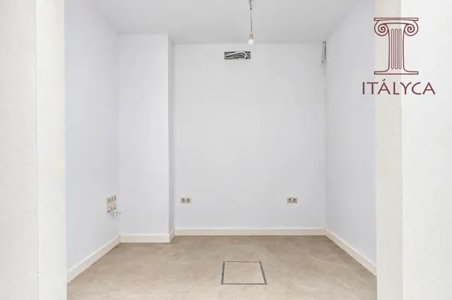 Casa de obra nueva en venta en calle Niño Perdido — 21