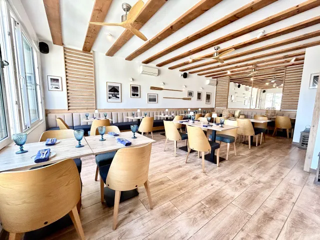 Local comercial 250m² en venta - Cabo Roig — 13