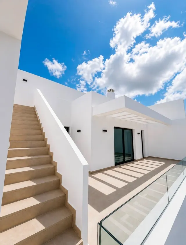 Ático de lujo con piscina infinity privada en Estepona, a 1 km de la playa — 13